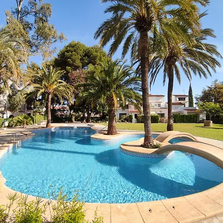 Casa Dos Piscinas Y Jardin Privado, Fibra 1 Gb *