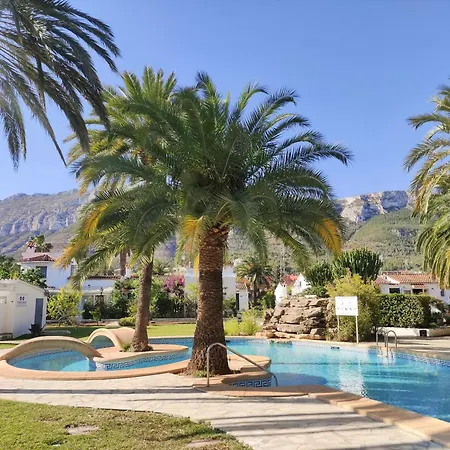 Casa Dos Piscinas Y Jardin Privado, Fibra 1 Gb