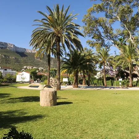 Casa Dos Piscinas Y Jardin Privado, Fibra 1 Gb *