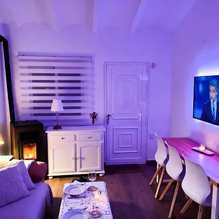 Casa Dos Piscinas Y Jardin Privado, Fibra 1 Gb *