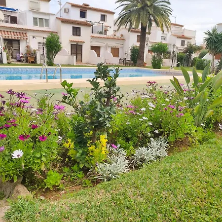Casa Dos Piscinas Y Jardín Privado, Fibra 1 Gb *